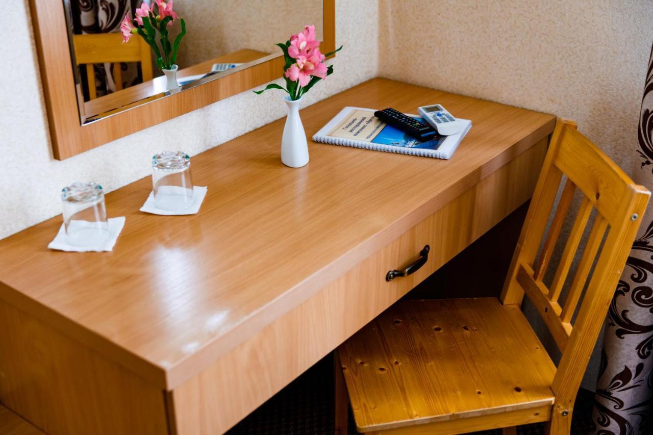 Argo Hotel Лвив Екстериор снимка
