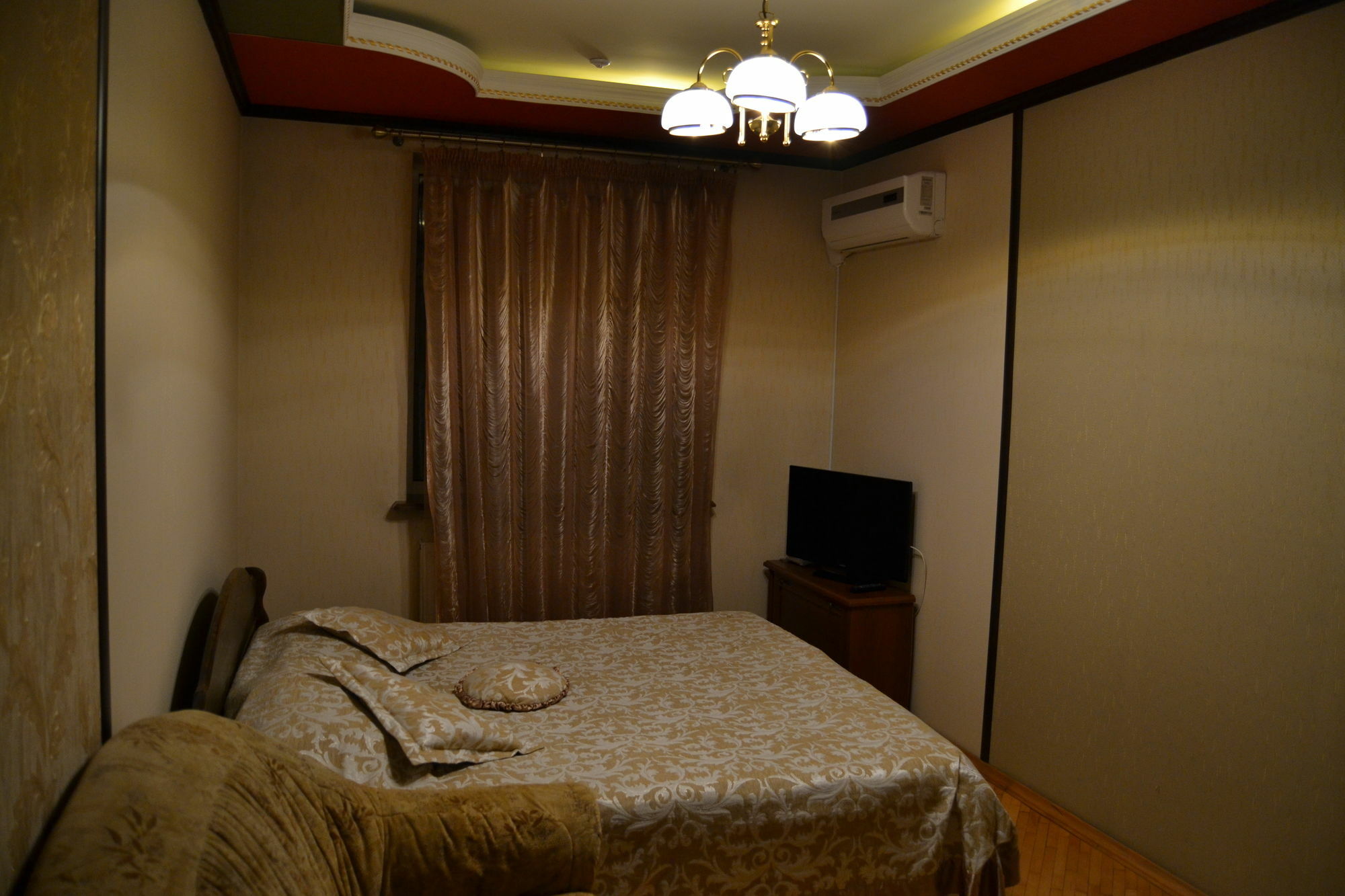 Argo Hotel Лвив Екстериор снимка